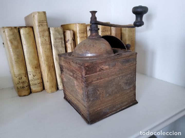 Antig&uuml;edades: ANTIGUO MOLINO DE CAF&Eacute; DE CHAPA - Foto 4