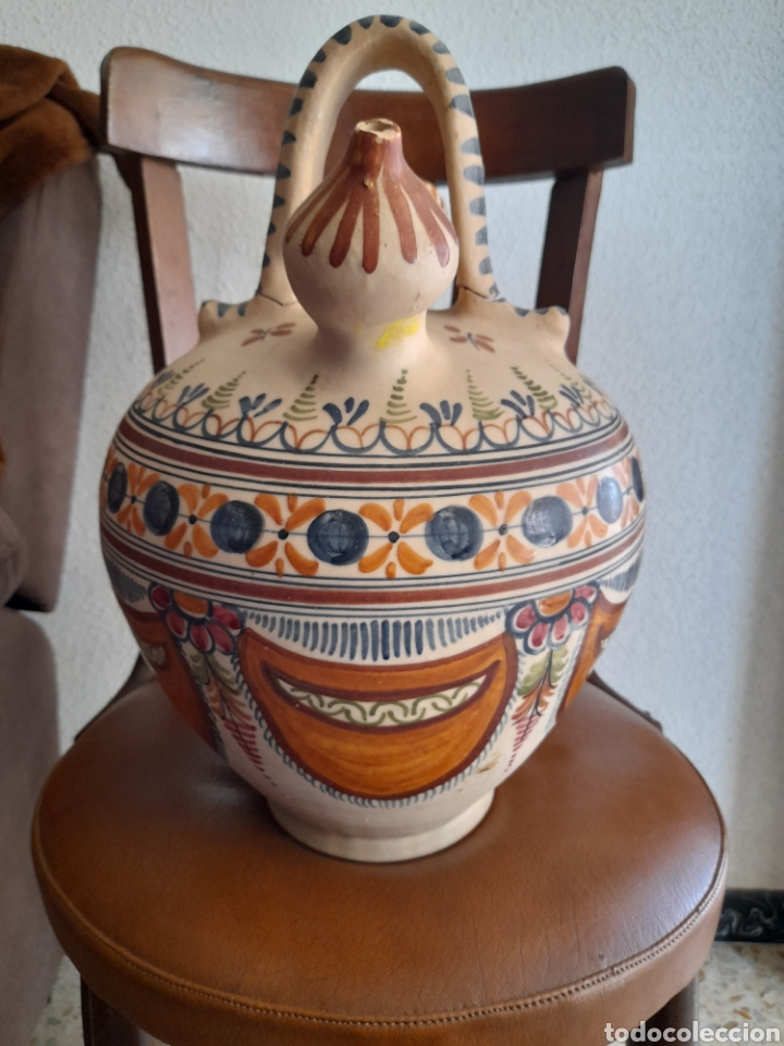 Antig&uuml;edades: Gran botijo de ceramica de Talavera - Foto 1