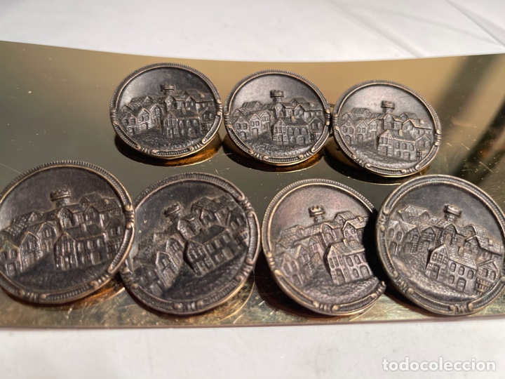 Antig&uuml;edades: Botones antiguos unidad - Foto 3