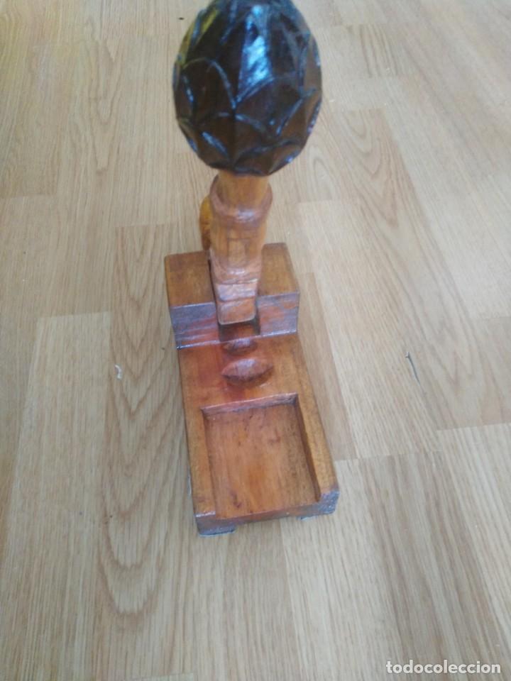 Antig&uuml;edades: CASCANUECES MADERA - Foto 2