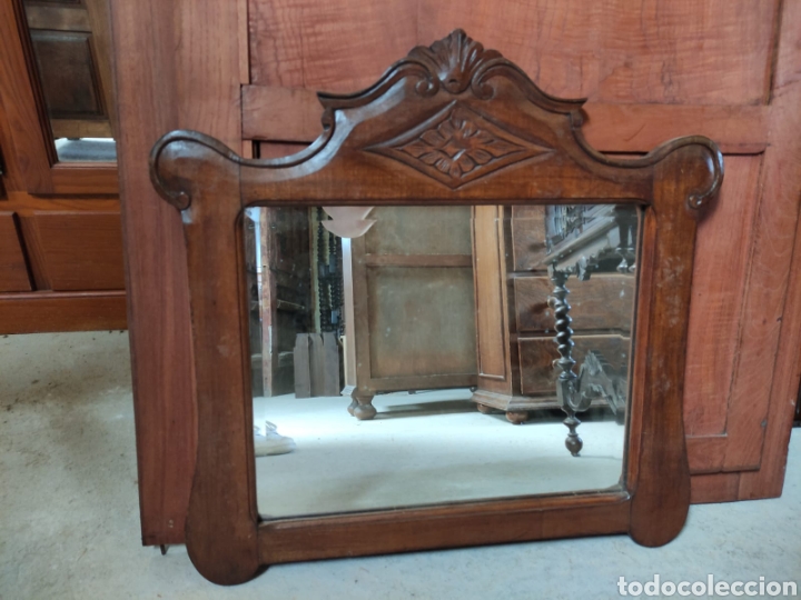 Antig&uuml;edades: Espejo de madera tallado idell para c&oacute;moda - Foto 1