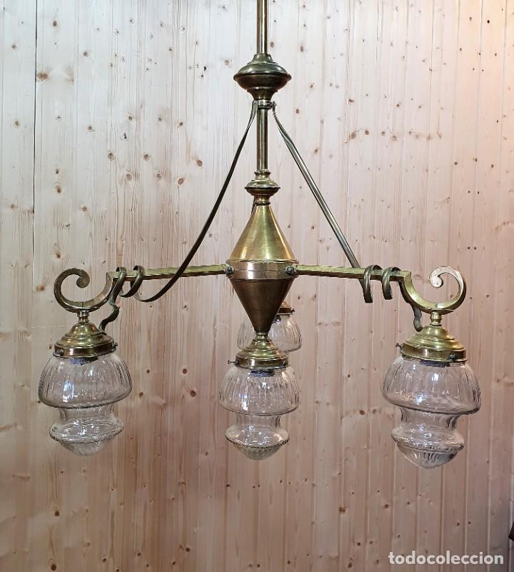 Antig&uuml;edades: ANTIGUA LAMPARA DE BRONCE- - Foto 2