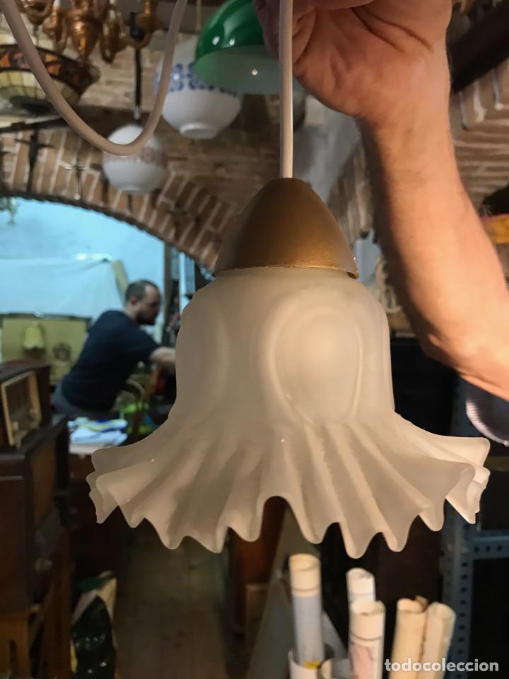 Antig&uuml;edades: Tulipa de cristal vintage - Foto 1