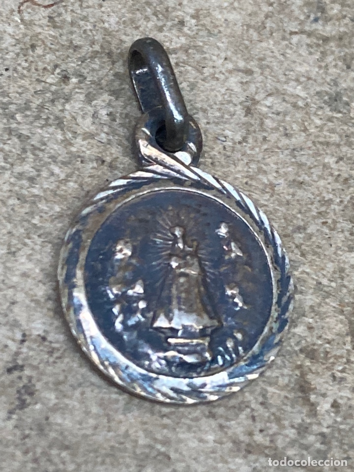 Antig&uuml;edades: Medalla de plata religiosa - Foto 1