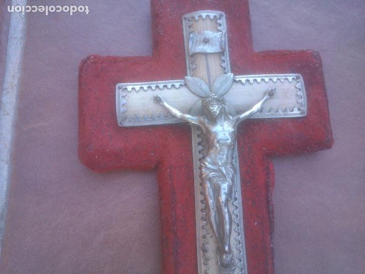Antig&uuml;edades: ANTIGUA CRUZ BENDITERA - Foto 2