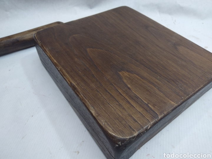 Antig&uuml;edades: ANTIGUO MAZO CON TABLA DE SALA DE SUBASTAS - Foto 2