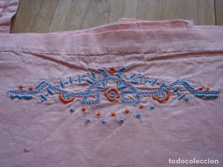 Antig&uuml;edades: camis&oacute;n juvenil - Foto 1