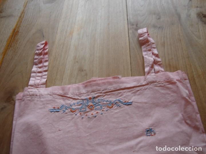 Antig&uuml;edades: camis&oacute;n juvenil - Foto 2
