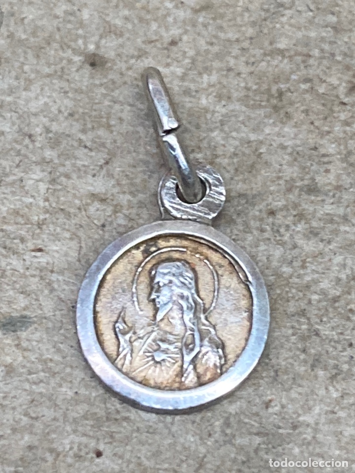 Antig&uuml;edades: Colgante de plata religioso - Foto 1