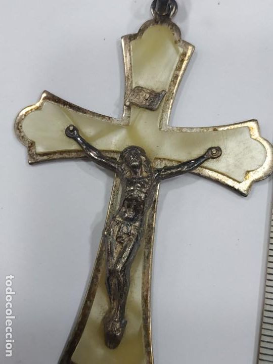 Antig&uuml;edades: CRUCIFIJO ANTIGUO EN NACAR - Foto 2