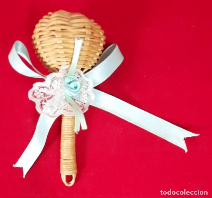 Antiguidades: ANTIGUO SONAJERO PARA BEBE A&Ntilde;OS 20