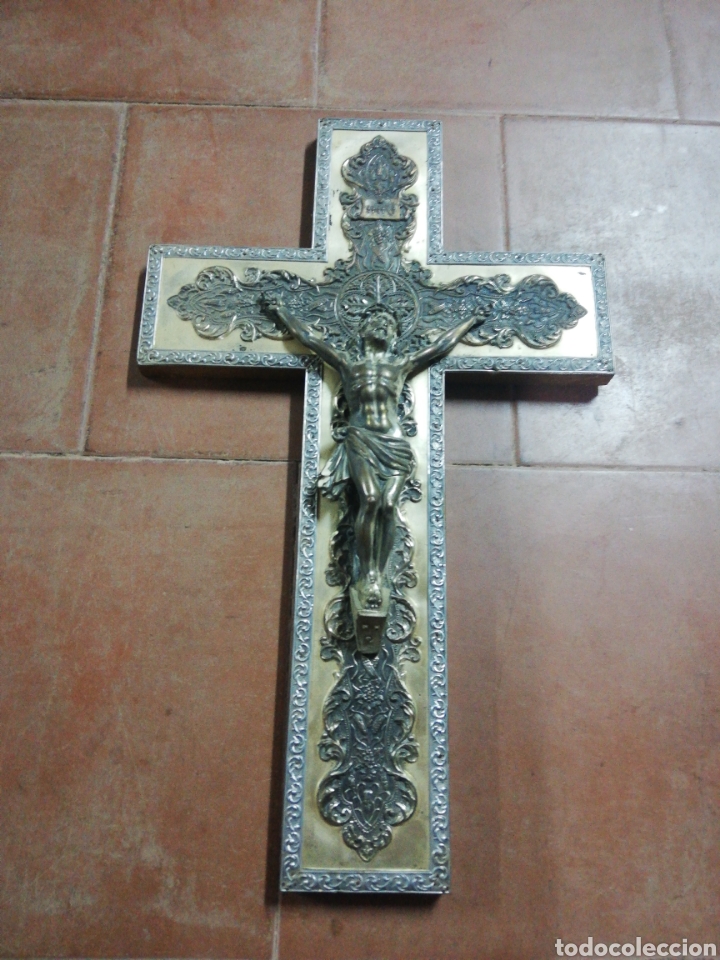 Antig&uuml;edades: Cruz y cristo - Foto 1