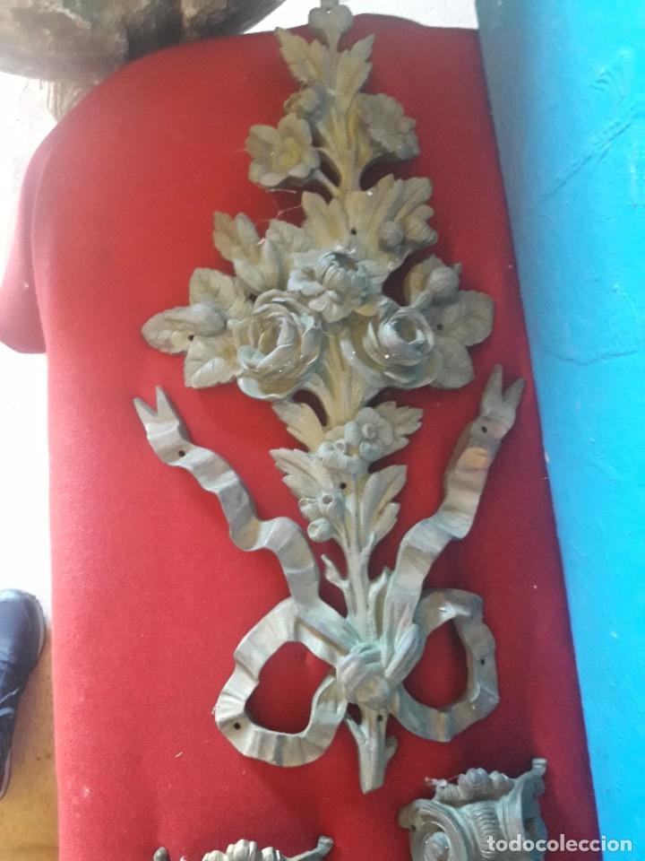 Antig&uuml;edades: Apliques de bronce - Foto 2