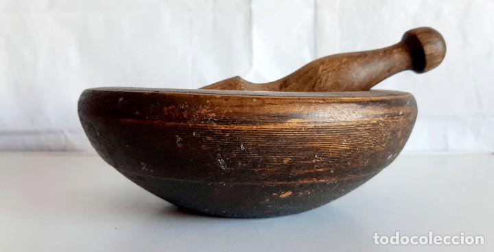 Antig&uuml;edades: Cuenco y maja de madera primitivo antiguo - Foto 2