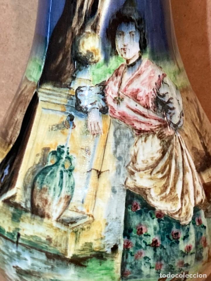 Antig&uuml;edades: Pareja de jarrones con segovianos (Zuloaga?) - Foto 12