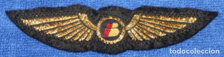 Antig&uuml;edades: Emblema de uniforme oficial de Iberia - Foto 1