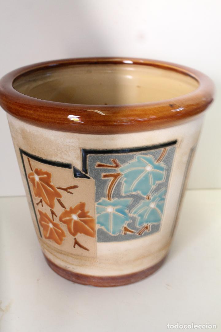 Antig&uuml;edades: macetero ceramica hojas - Foto 4