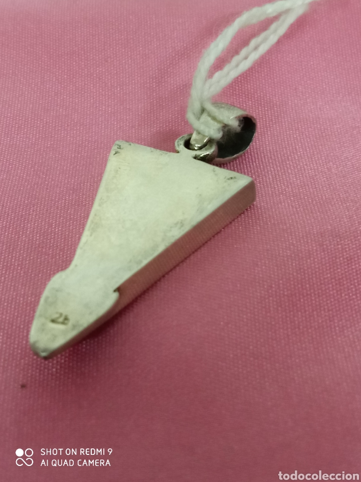 Antig&uuml;edades: Colgante de plata + - Foto 3