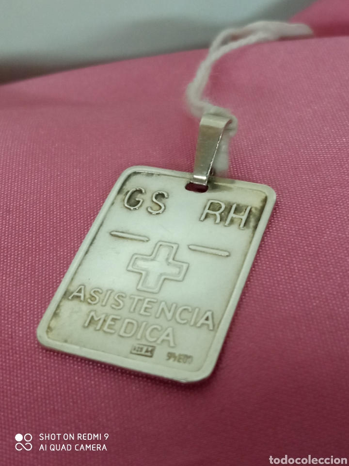 Antig&uuml;edades: Colgante de plata + - Foto 2