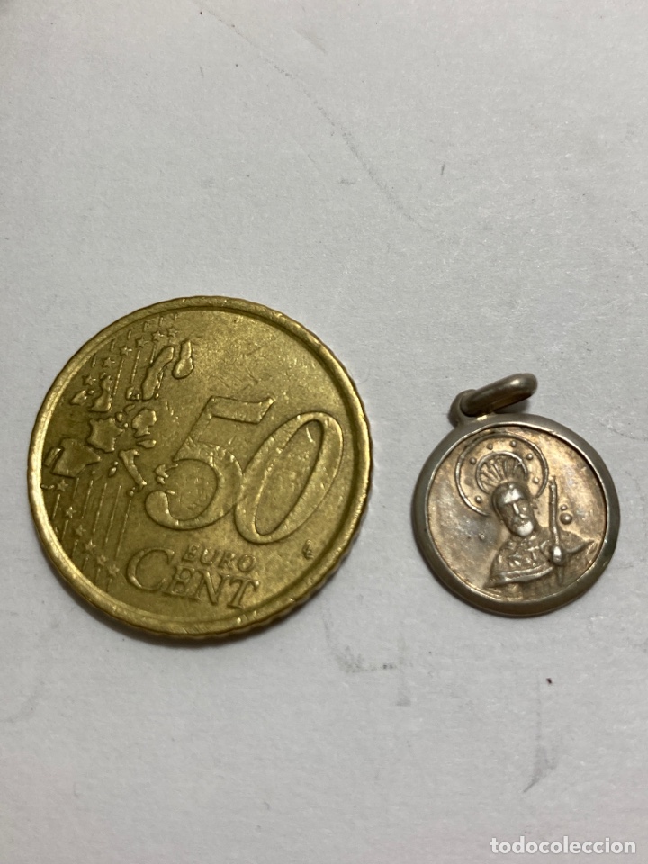 Antig&uuml;edades: Medalla de plata Religiosa - Foto 2