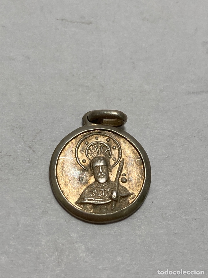 Antig&uuml;edades: Medalla de plata Religiosa - Foto 1