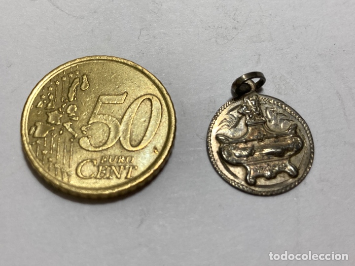 Antig&uuml;edades: Medalla de plata religiosa - Foto 2