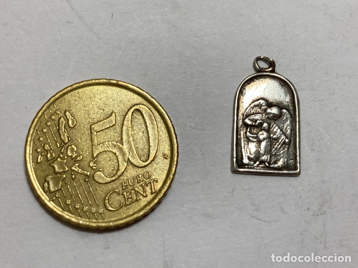 Antig&uuml;edades: Medalla de plata religiosa - Foto 2