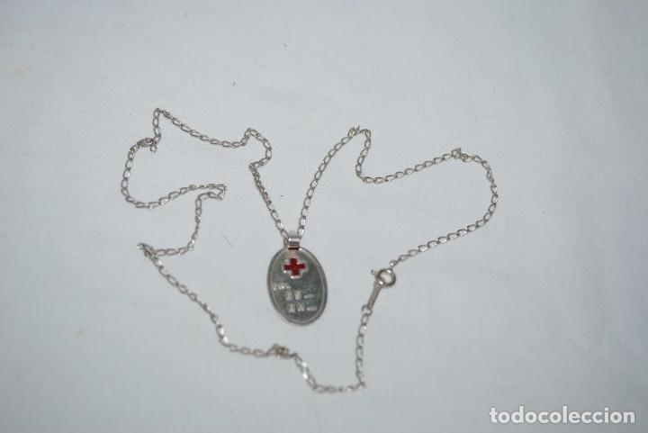 Antig&uuml;edades: CADENA Y PLACA DE PLATA PARA LA SANGRE . - Foto 2