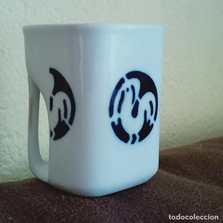 Antig&uuml;edades: Vaso taza cuadrado rectangular gallo sargadelos - Foto 4