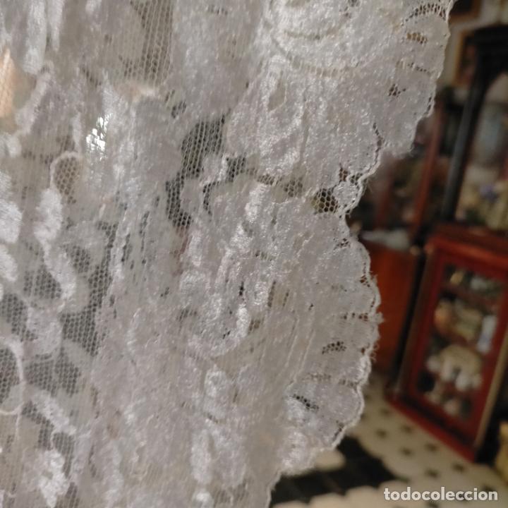 Antigüedades: 160 x 51cm antigua mantilla RECTANGULAR blonda encajes ideal virgen tocado semana santa boda - Foto 18 - 273992558