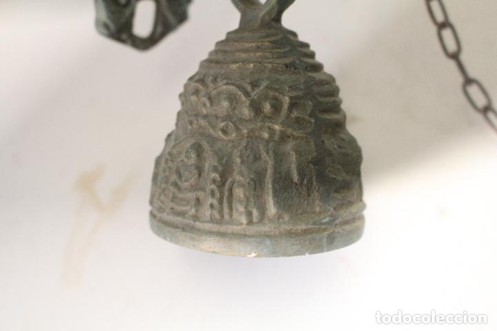 Antig&uuml;edades: campana de bronce - Foto 3