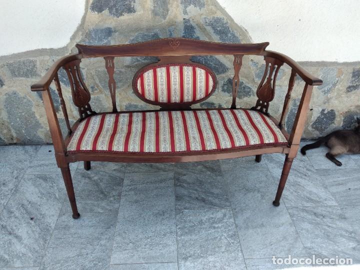 Antigüedades: Antiguo sofá Eduardiano de caoba con incrustaciones, sirca 1900 - Foto 3 - 274189298