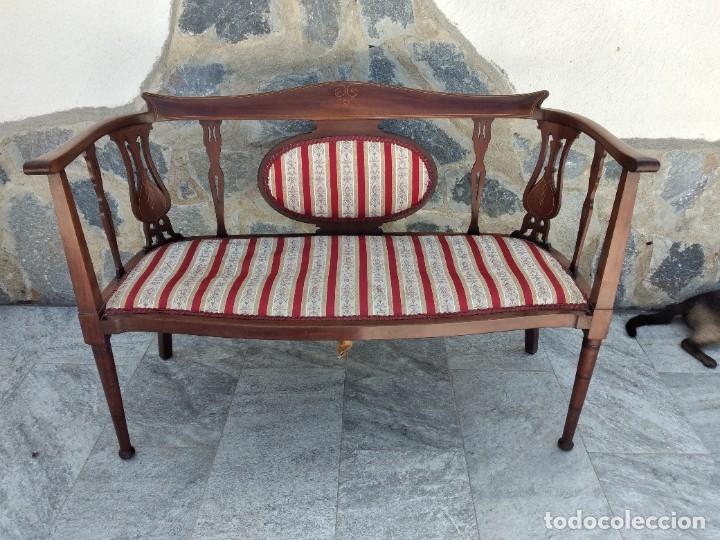 Antigüedades: Antiguo sofá Eduardiano de caoba con incrustaciones, sirca 1900 - Foto 8 - 274189298