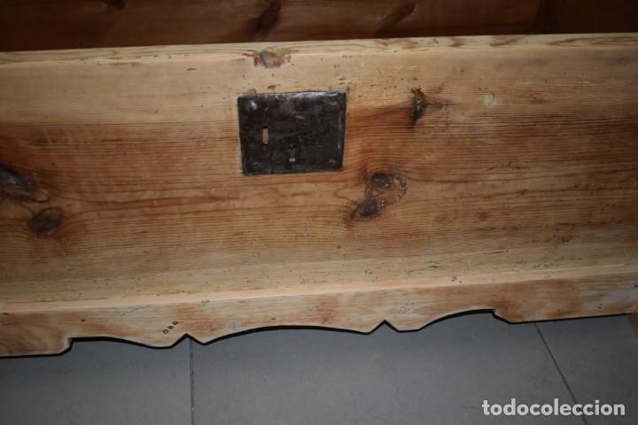 Antig&uuml;edades: ANTIGUO BA&Uacute;L EN MADERA NATURAL - Foto 14