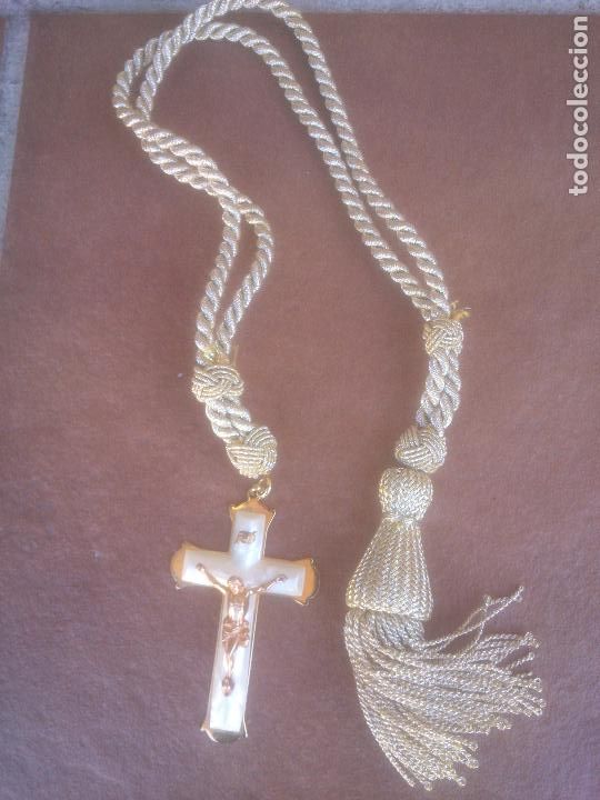 Antig&uuml;edades: ANTIGUO CORDON CON CRUZ DE PRIMERA COMUNION - Foto 2