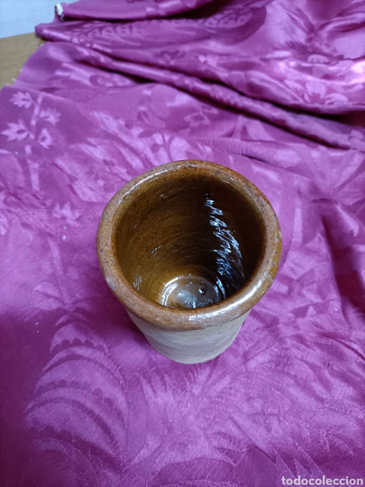 Antig&uuml;edades: Vaso de barro. 10 cms - Foto 2