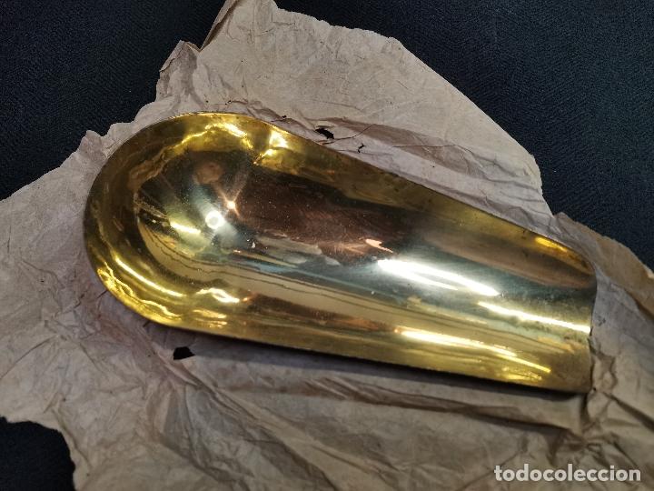 Antig&uuml;edades: ANTIGUO LIBRADOR DE LAT&Oacute;N - Foto 3