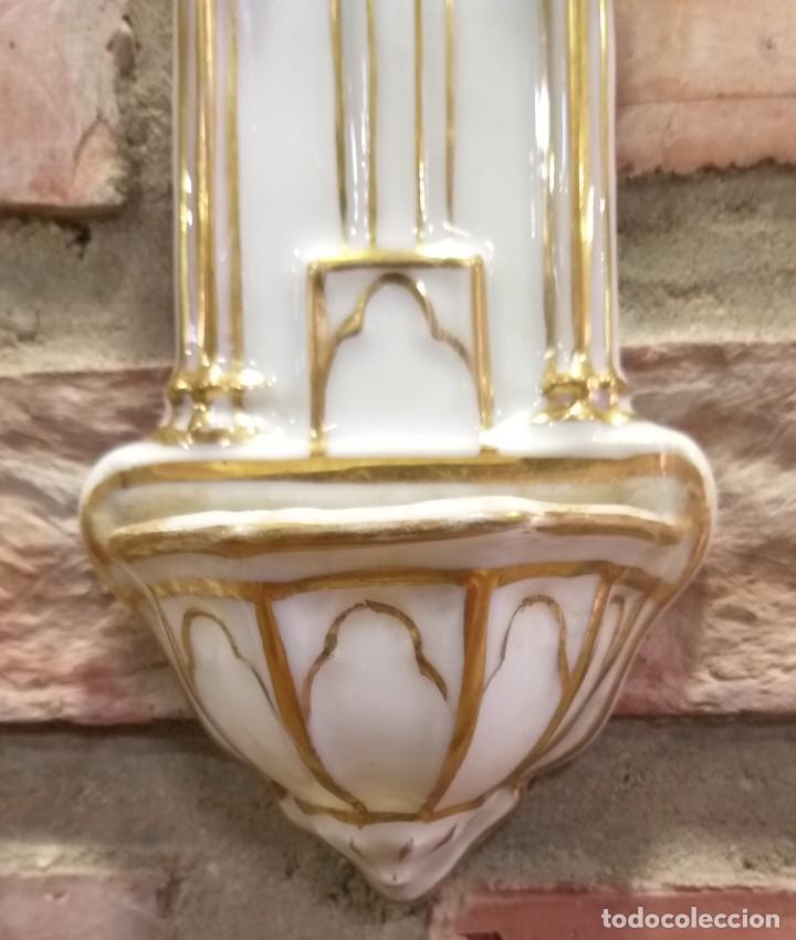 Antig&uuml;edades: BENDITERA ANTIGUA DE PORCELANA. - Foto 6