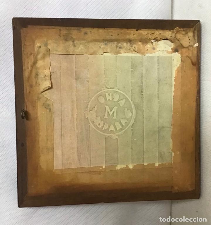 Antig&uuml;edades: AZULEJO POLICROMADO DE ONDA - Foto 3
