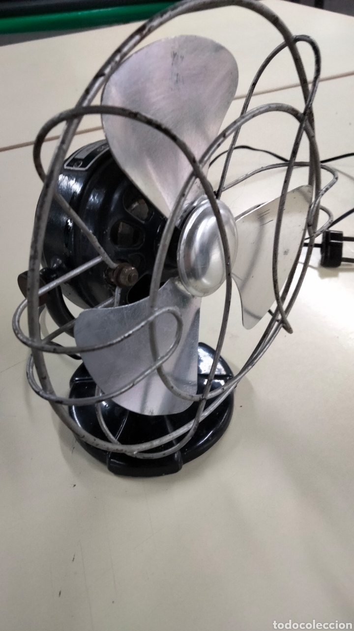 Antig&uuml;edades: BONITO PEQUE&Ntilde;O VENTILADOR . - Foto 2