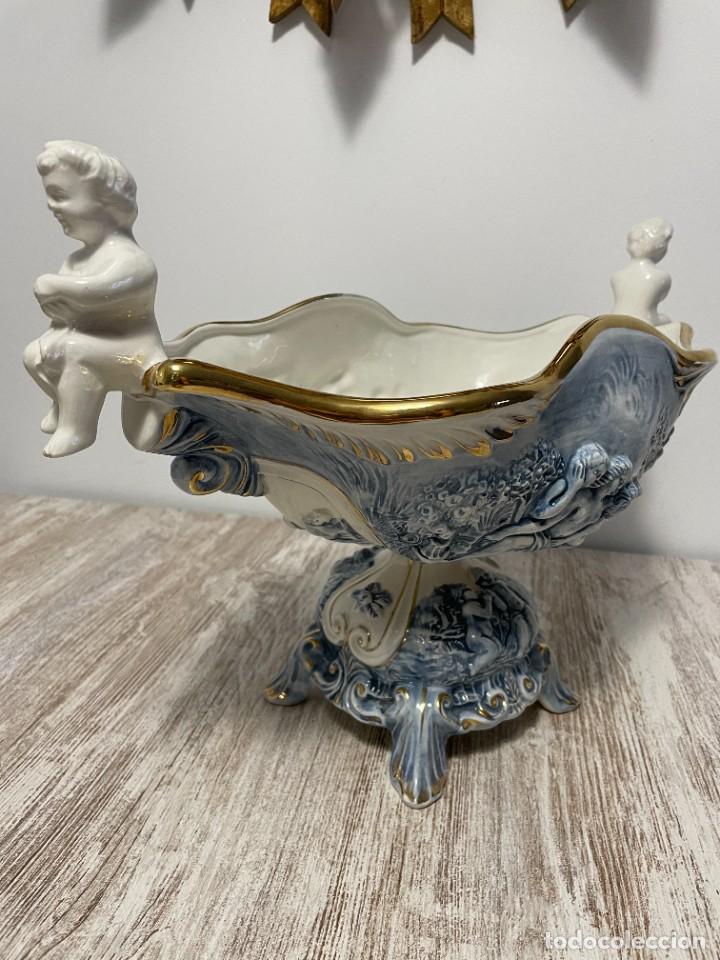 Antig&uuml;edades: ANTIGUO CENTRO DE MESA DE CERAMICA CAPODIMONTE - Foto 4