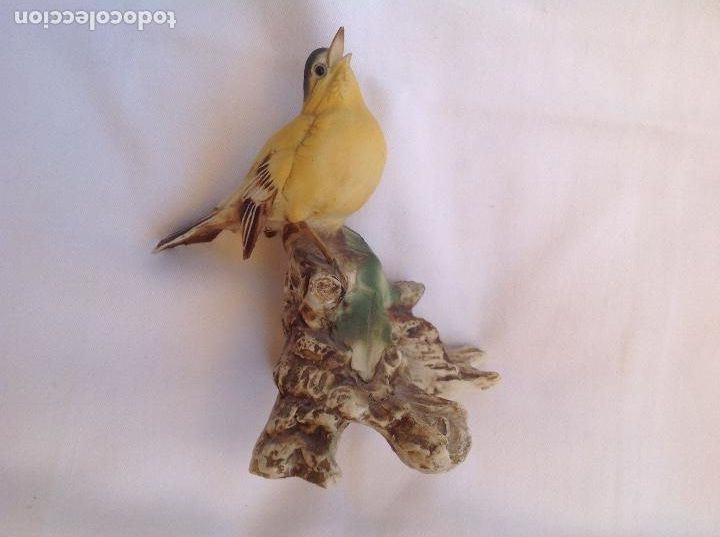 Antig&uuml;edades: P&aacute;jaro de biscuit europeo - Foto 1