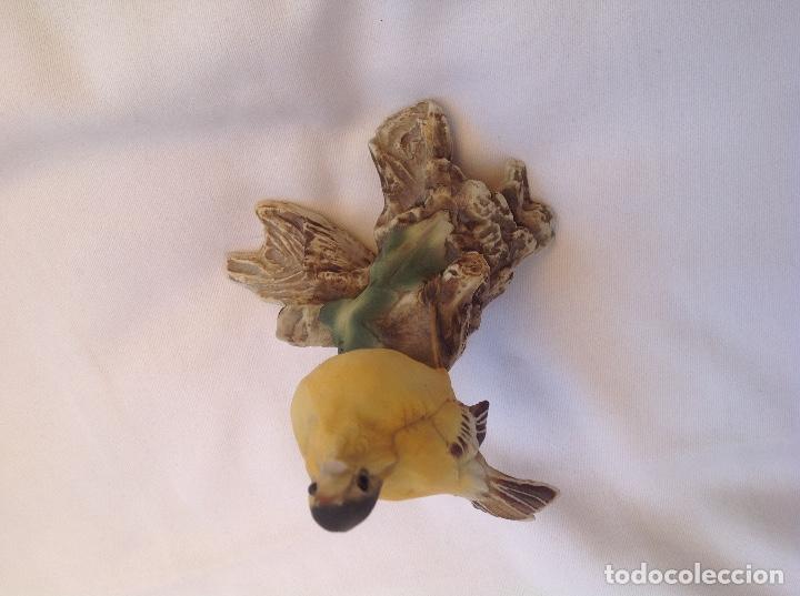 Antig&uuml;edades: P&aacute;jaro de biscuit europeo - Foto 3