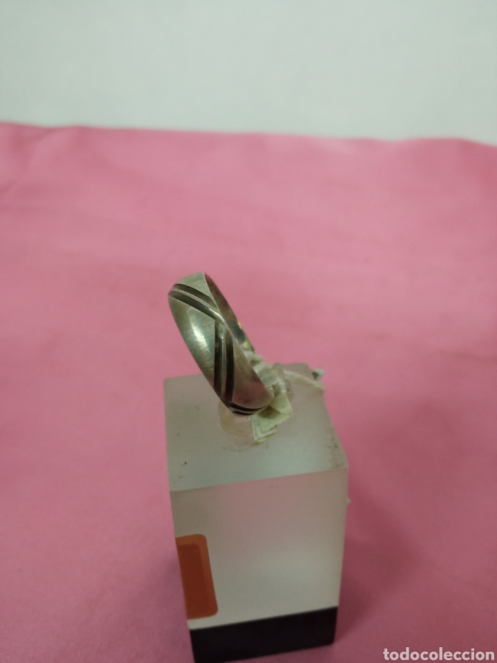 Antig&uuml;edades: Anillo plata + - Foto 2