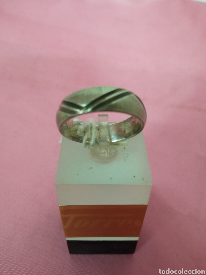 Antig&uuml;edades: Anillo plata + - Foto 1