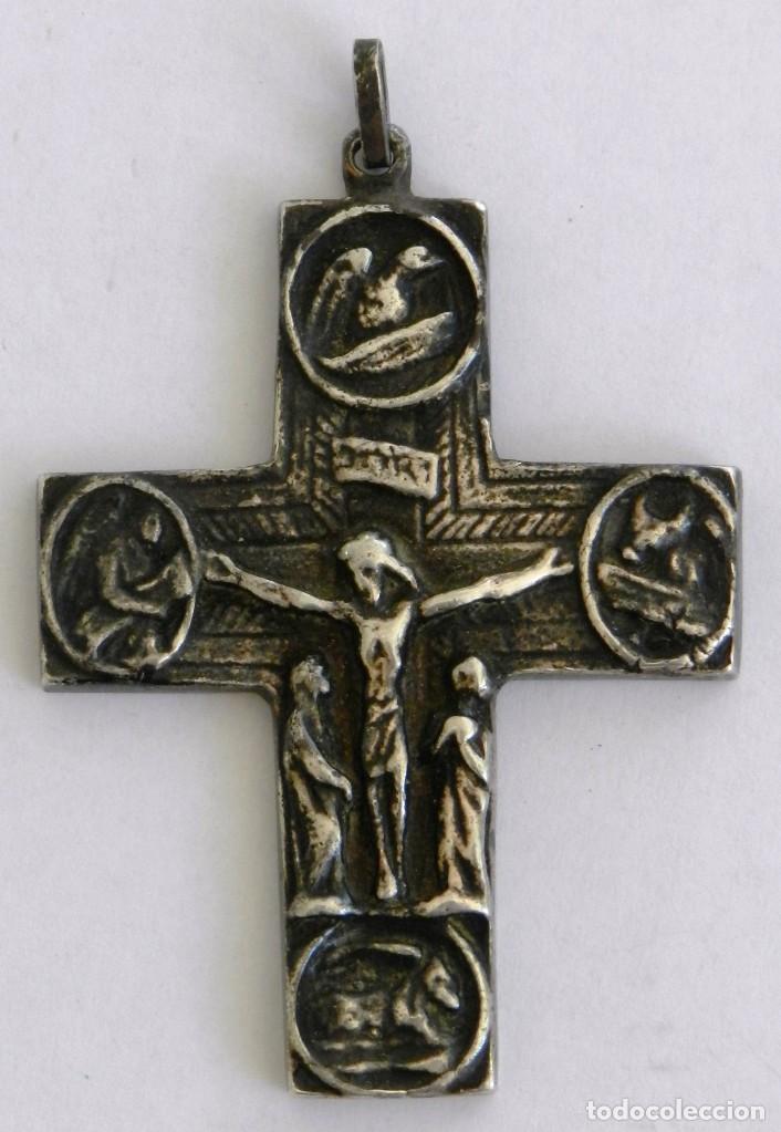 Antig&uuml;edades: ANTIGUO CRUCIFIJO, MIDE 7 CMS. - Foto 1