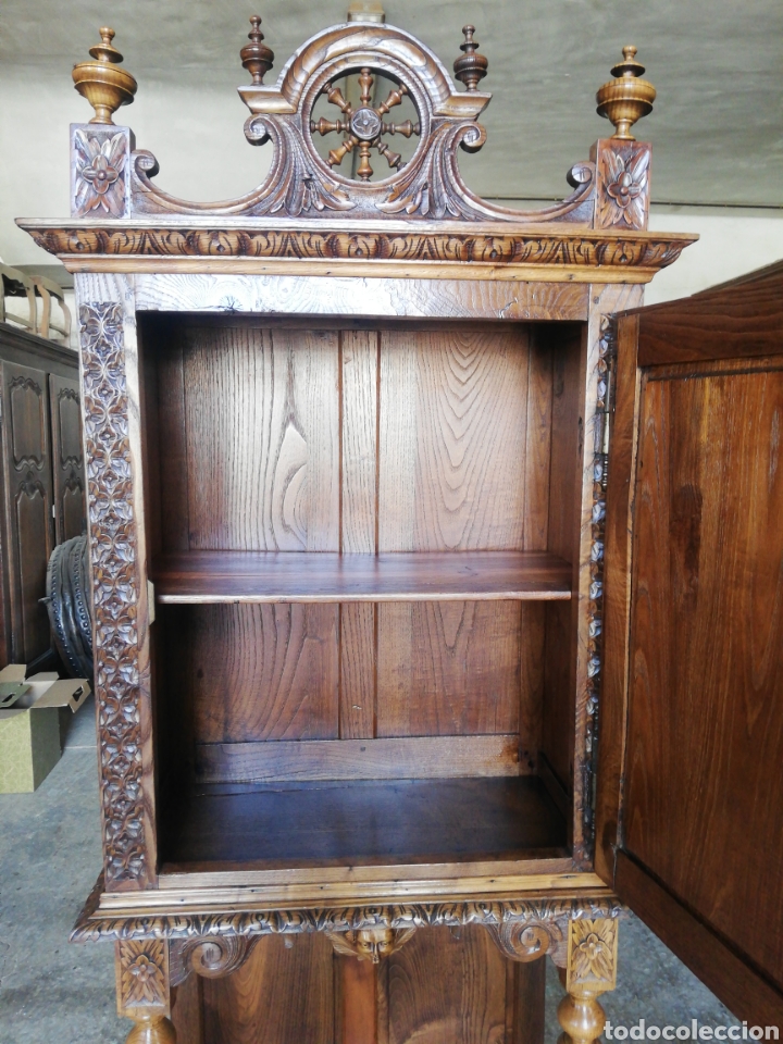 Antig&uuml;edades: Mueble tallado en roble restaurado - Foto 9
