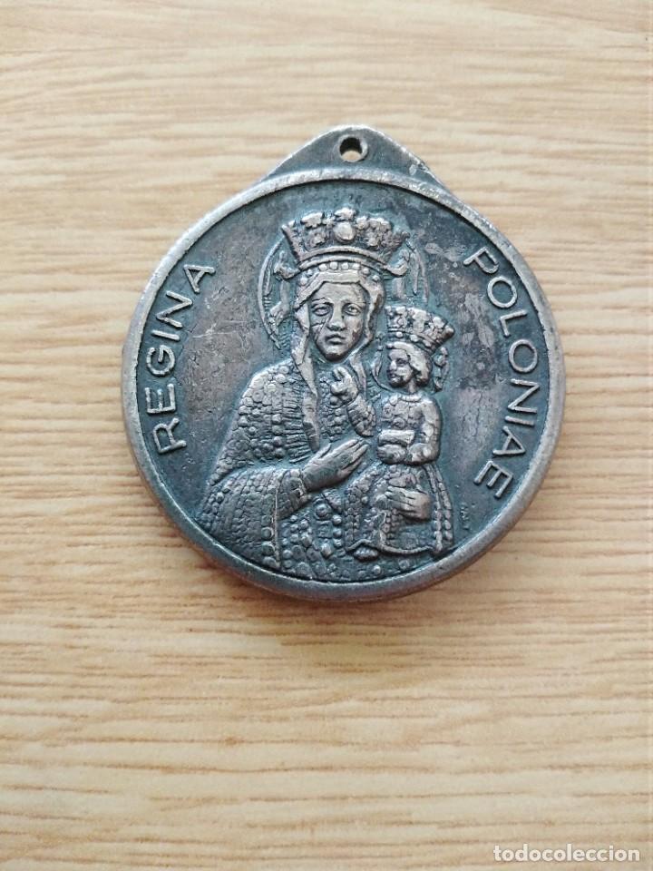 Antig&uuml;edades: Medalla Juan Pablo Segundo. - Foto 2