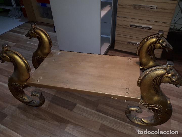 Antig&uuml;edades: MESA ANTIGUA CABALLITOS DE MAR - Foto 1