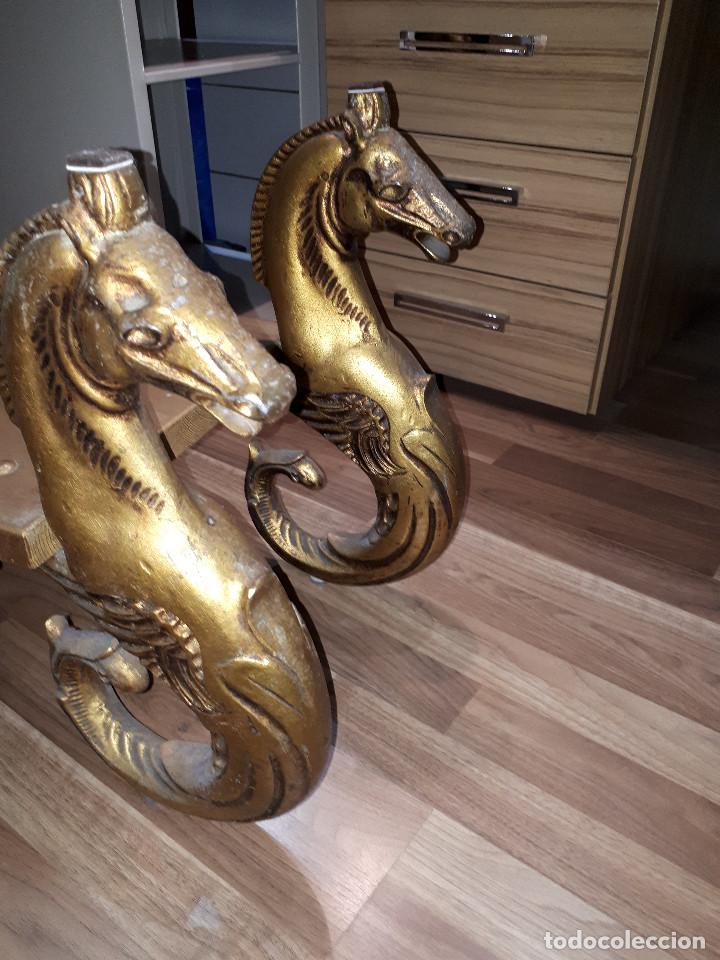 Antig&uuml;edades: MESA ANTIGUA CABALLITOS DE MAR - Foto 3